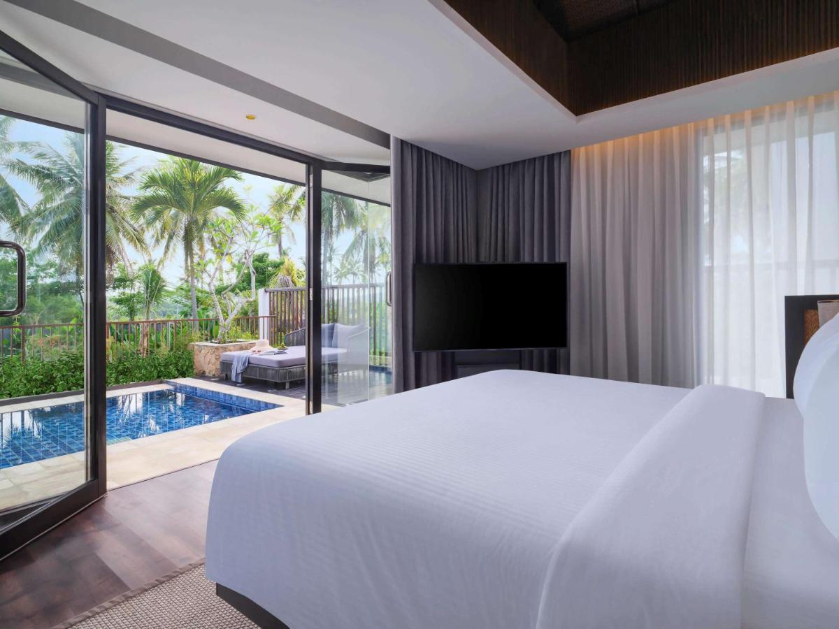 Pullman Lombok Merujani Mandalika Beach Resort Kuta  Exterior photo