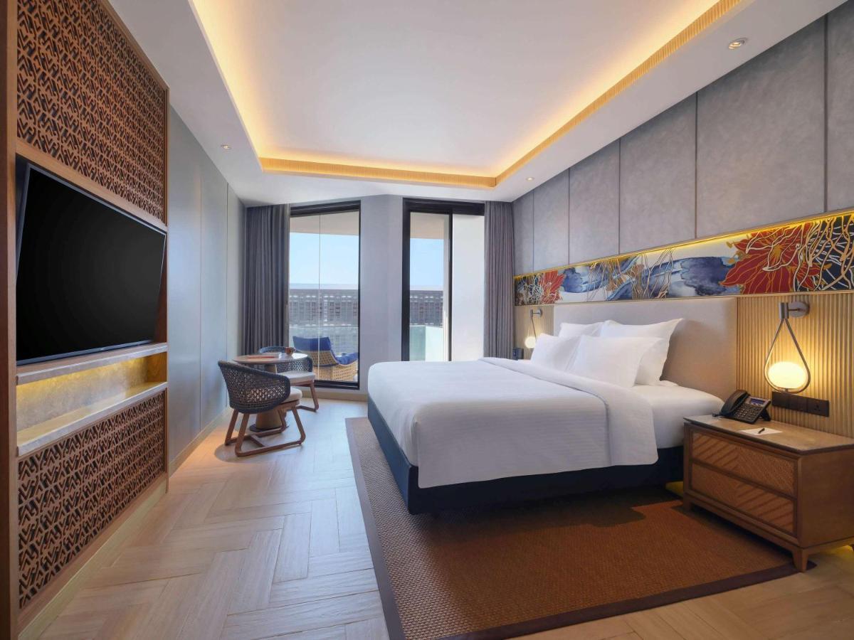 Pullman Lombok Merujani Mandalika Beach Resort Kuta  Exterior photo